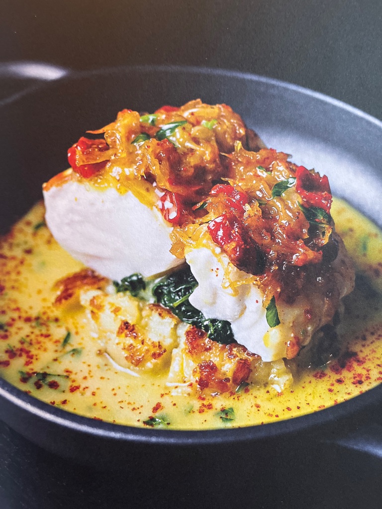 Torsk med tomat- og løkkompott